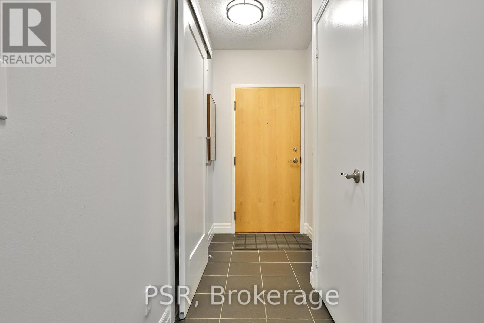 1011 - 8 Scollard Street, Toronto, Ontario  M5R 1M2 - Photo 23 - C13097636