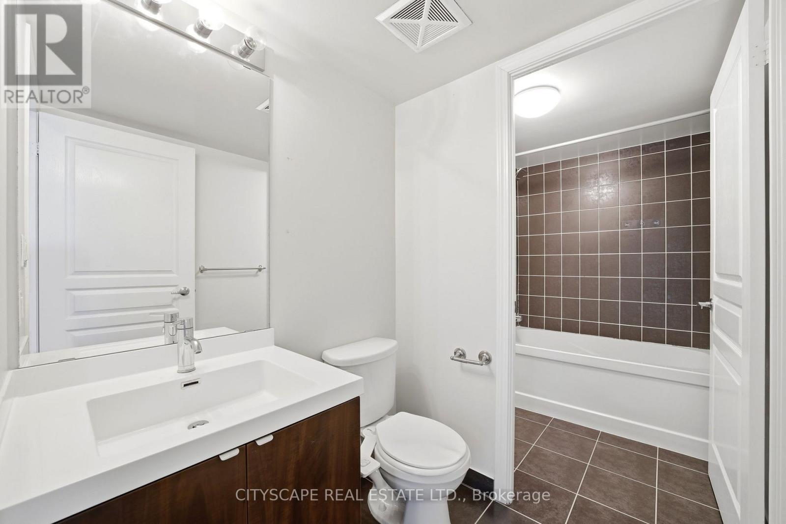 308 - 352 Front Street, Toronto, Ontario  M5V 0K3 - Photo 15 - C13097662