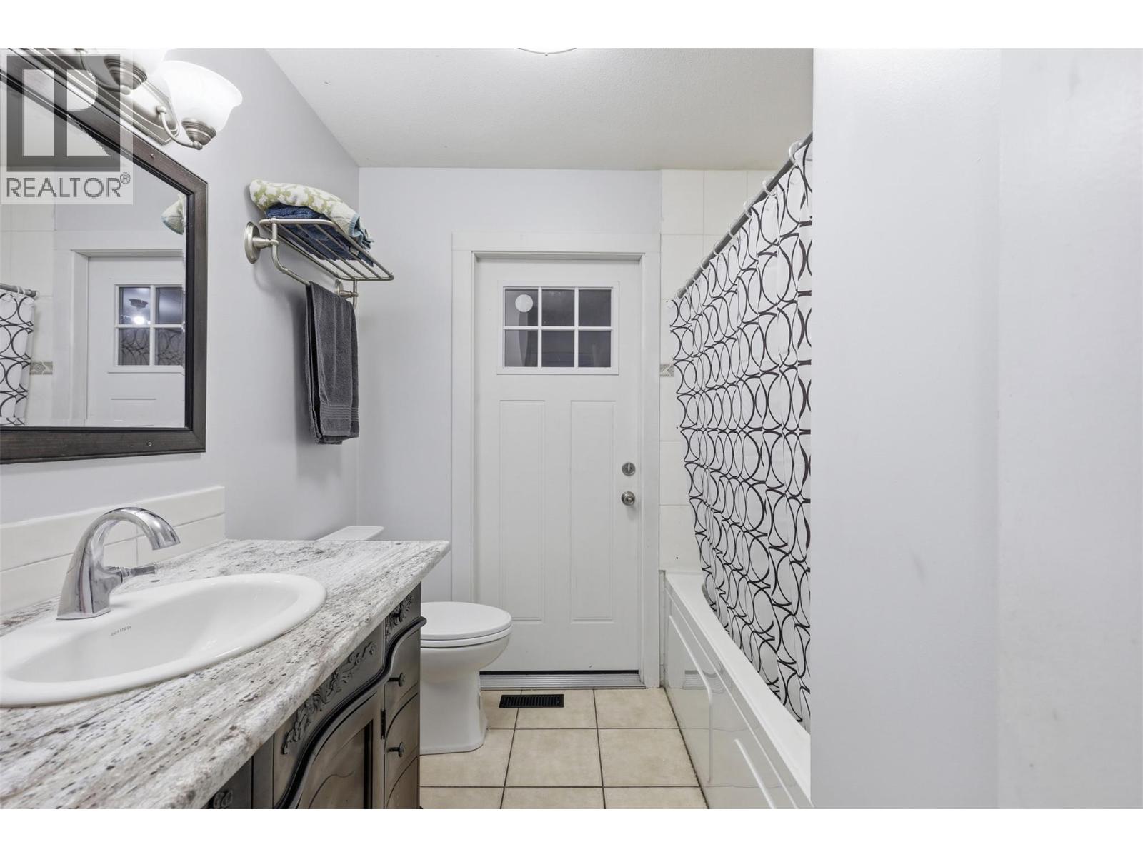 143 Cedar Street, Kamloops, British Columbia  V2B 1G2 - Photo 11 - 10384502
