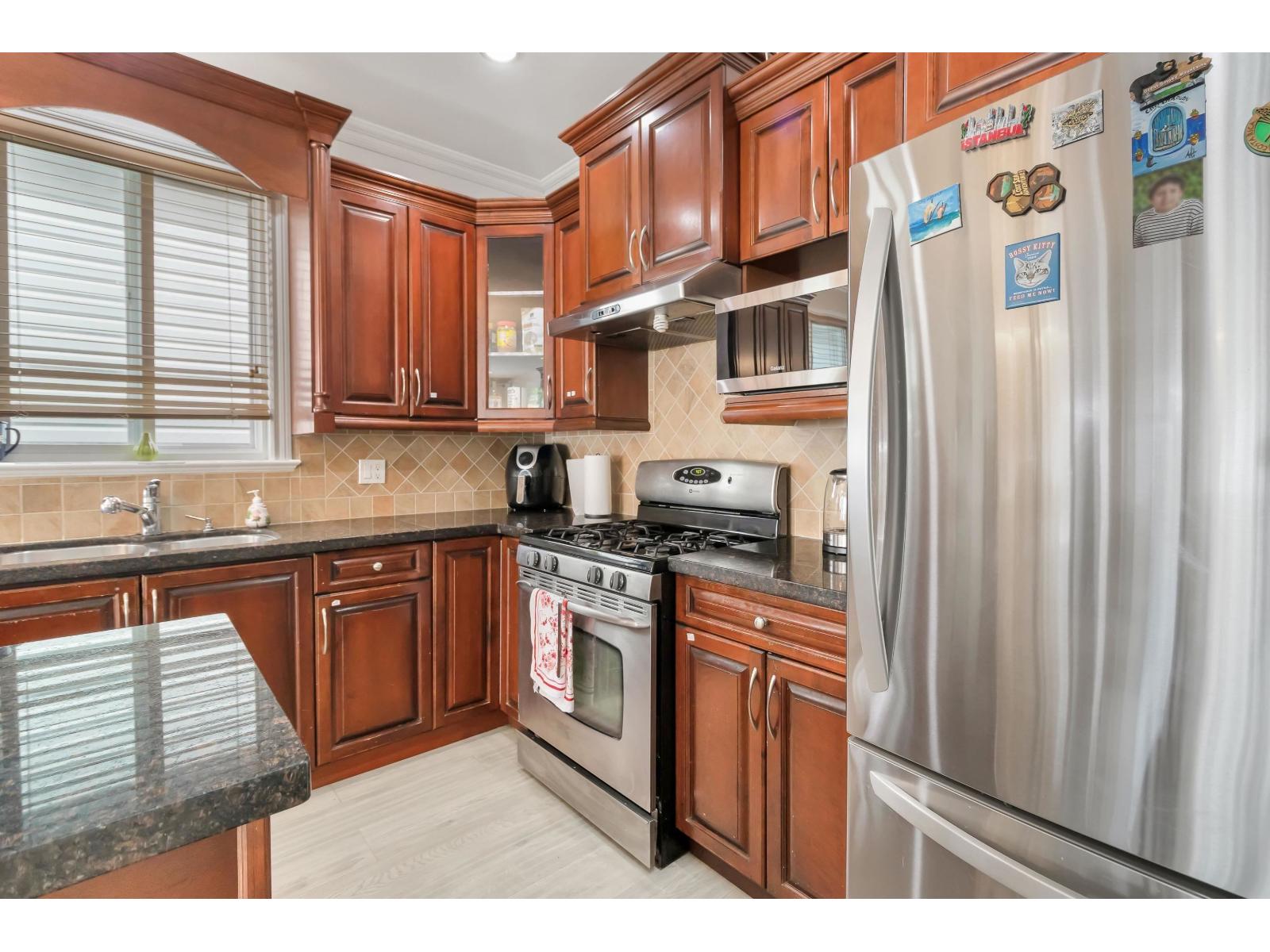 6999 144a Street, Surrey, British Columbia  V3S 2X8 - Photo 5 - R3120802