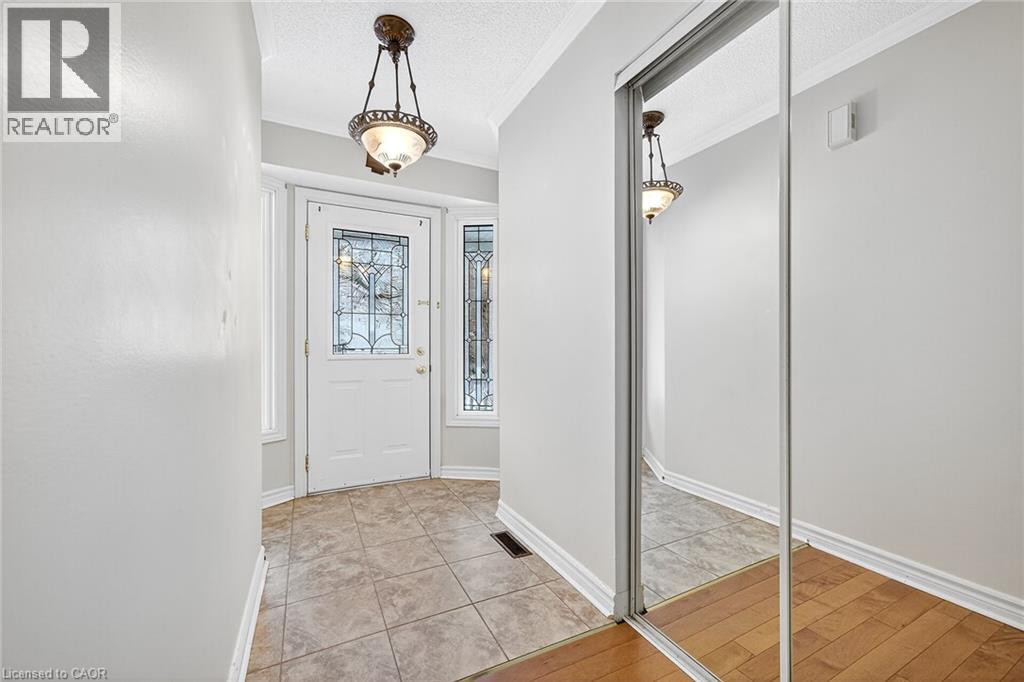 372 Silverbirch Boulevard, Mount Hope, Ontario  L0R 1W0 - Photo 3 - 40815549