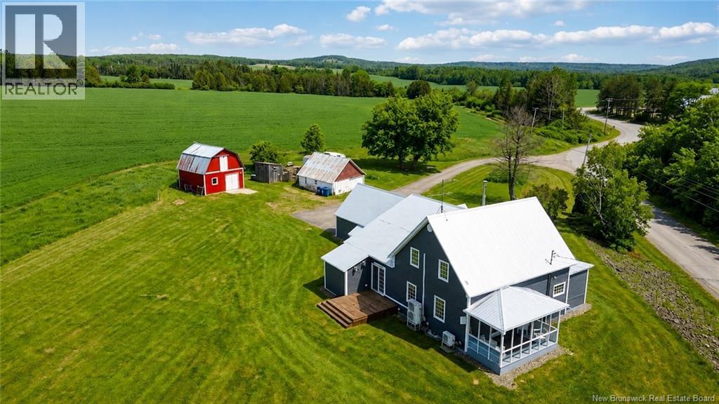 121 Cloverdale Road, Hartland, New Brunswick  E7P 3H8 - Photo 1 - NB138218
