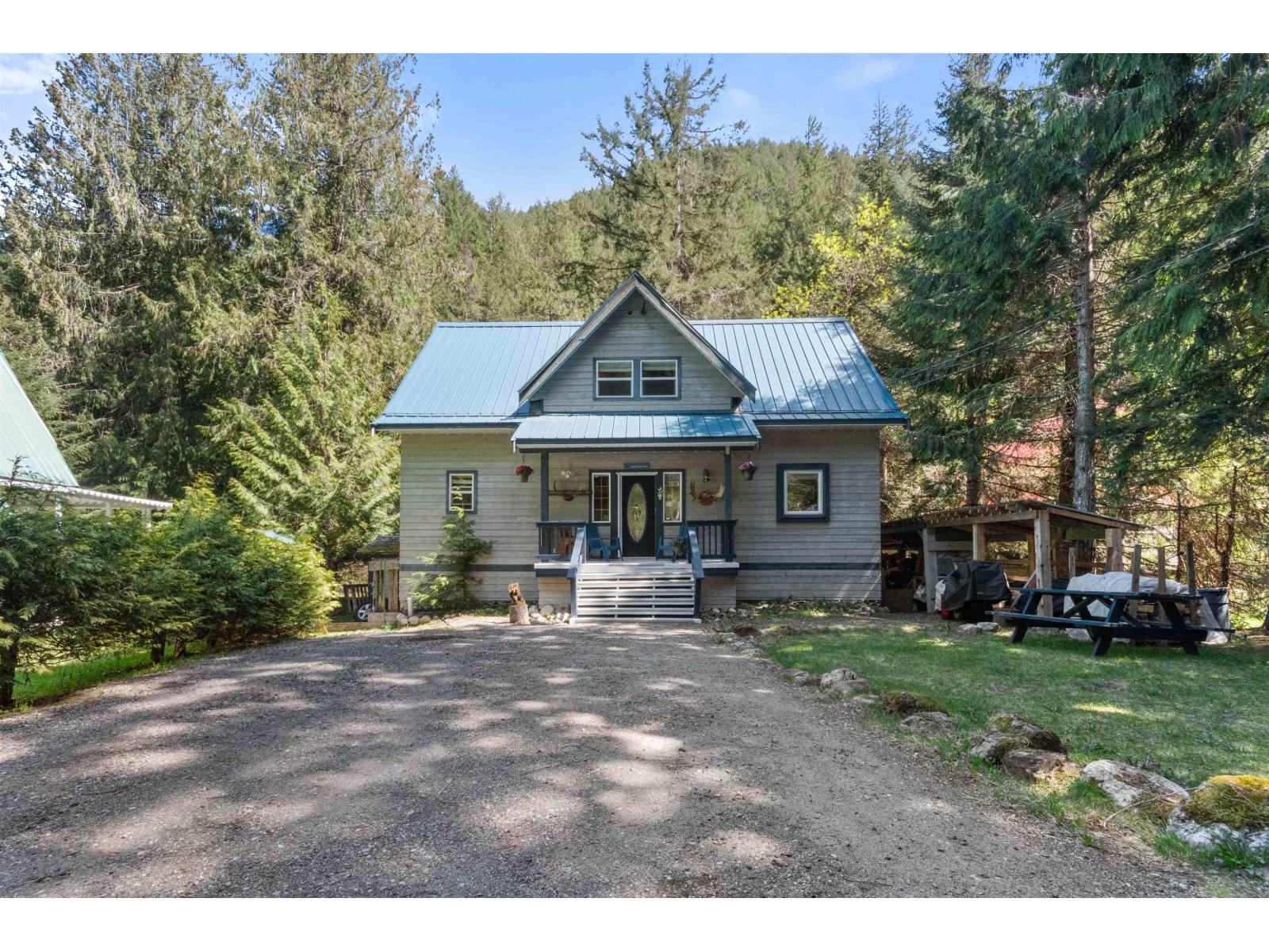 14450 Alpine Boulevard, Sunshine Valley, Hope, British Columbia  V0X 1L5 - Photo 1 - R3120736