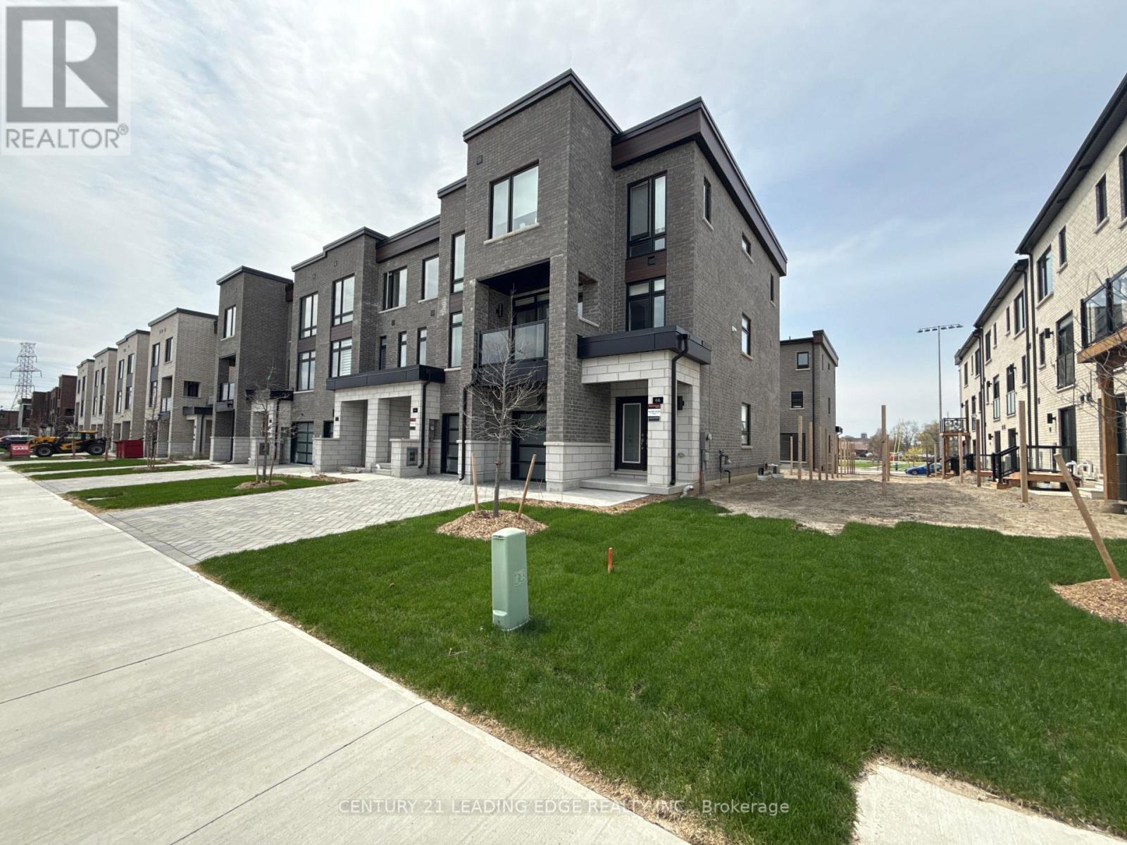 66 Danielle Moore Circle, Toronto, Ontario  M1P 0G9 - Photo 1 - E13097612