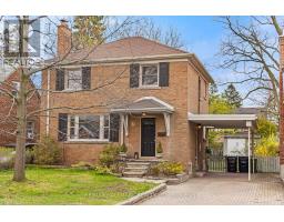 7 QUEENSGROVE ROAD, Toronto, Ontario