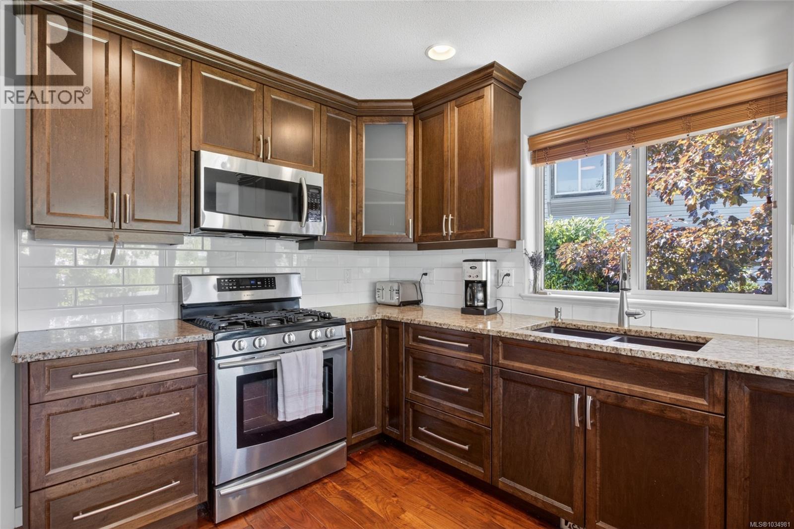 684 Hudson Rd, Campbell River, British Columbia  V9H 1R9 - Photo 6 - 1034981