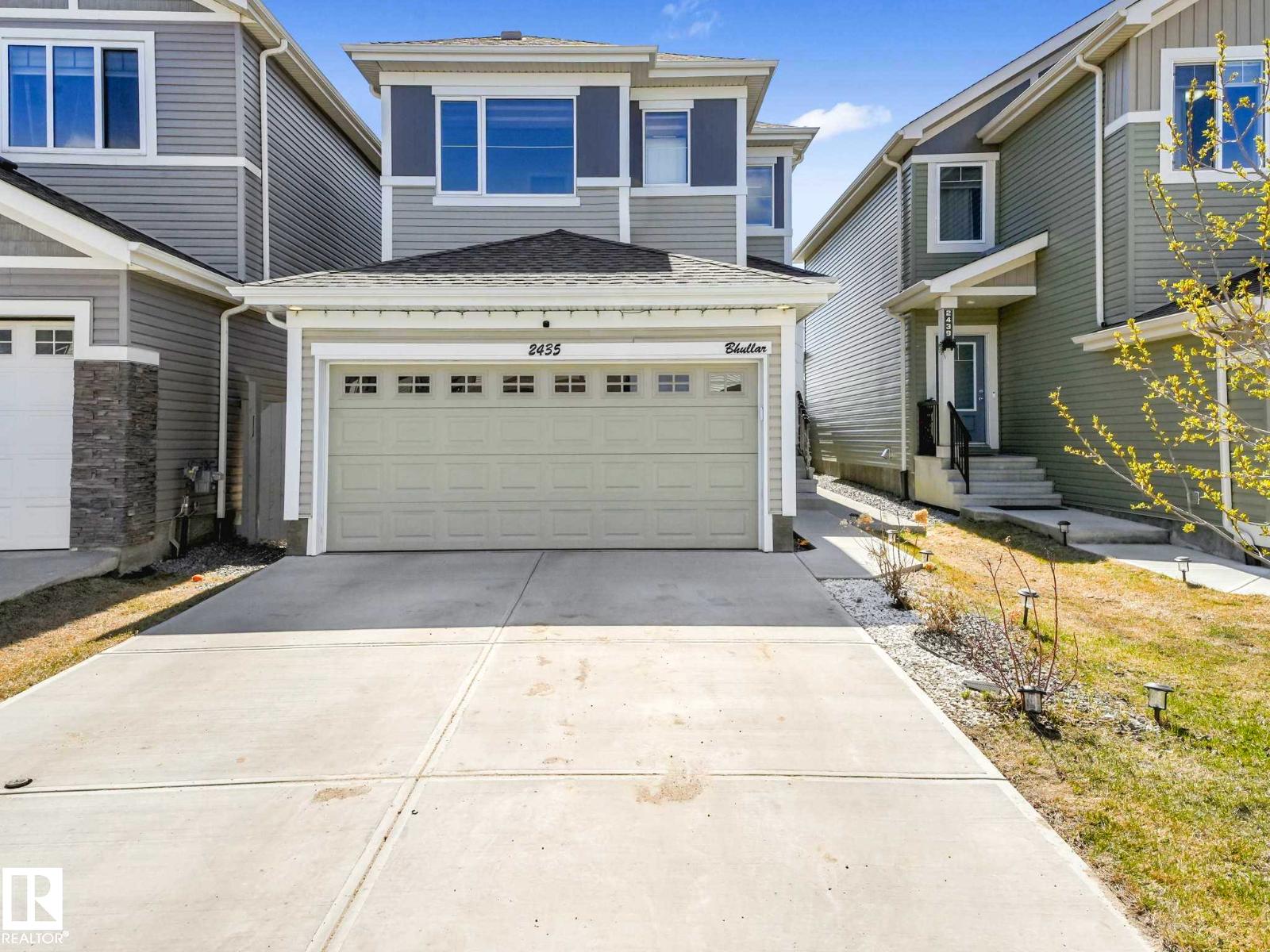 2435 12 AV NW, edmonton, Alberta