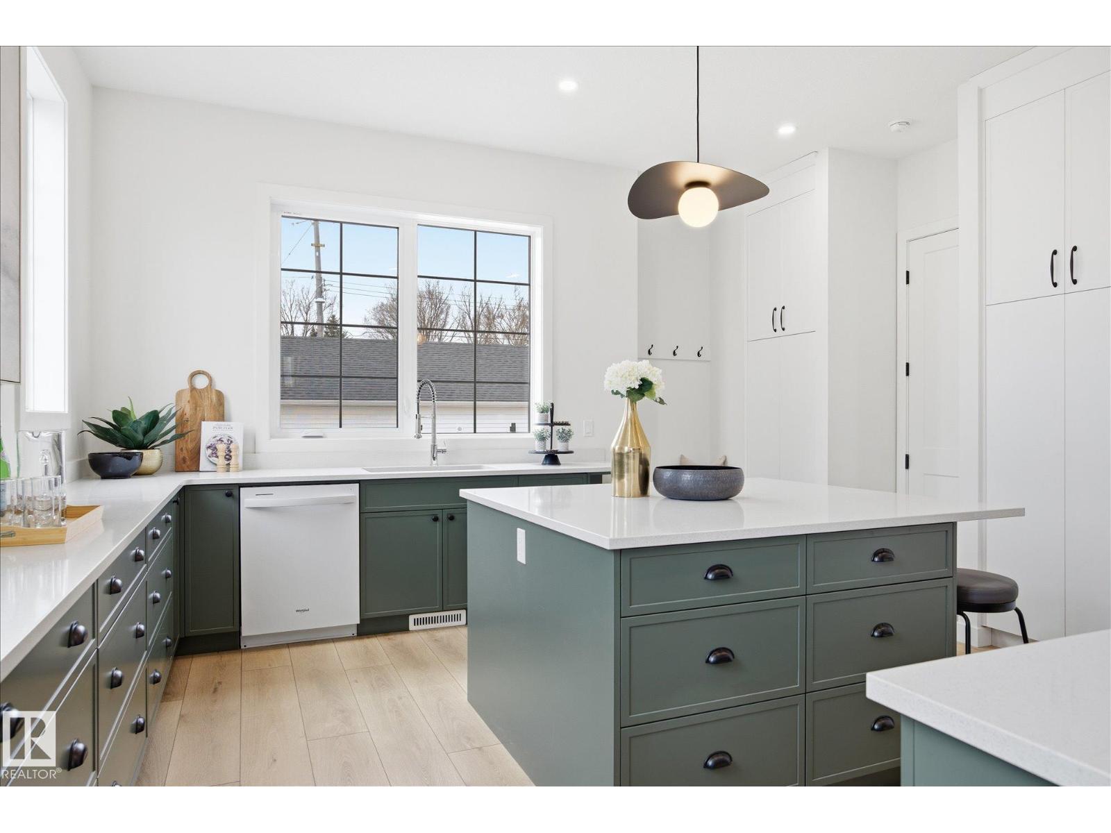 Unknown Address, ,     - Photo 12 - E4486306