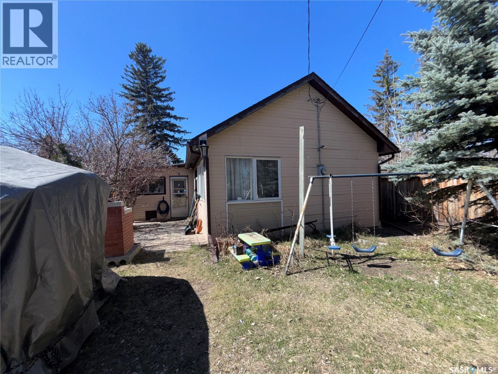 906 Weldon Avenue, Saskatoon, Saskatchewan  S7M 2V6 - Photo 4 - SK035178