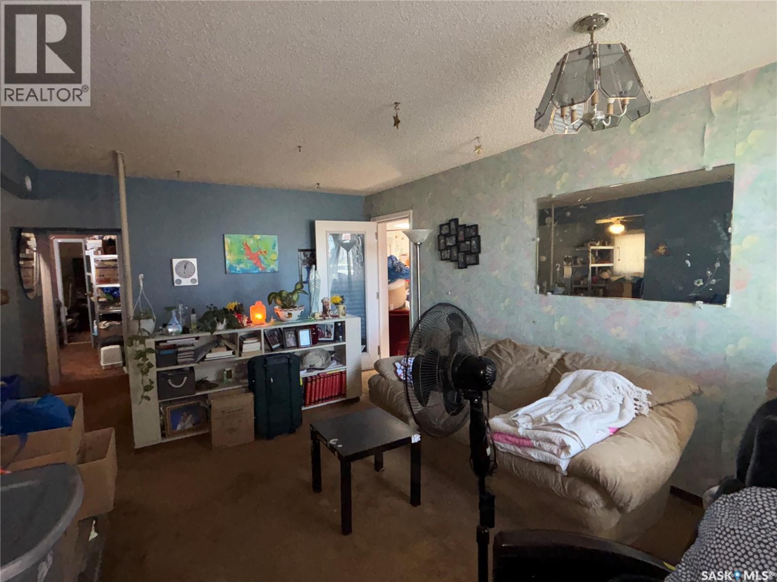 906 Weldon Avenue, Saskatoon, Saskatchewan  S7M 2V6 - Photo 7 - SK035178