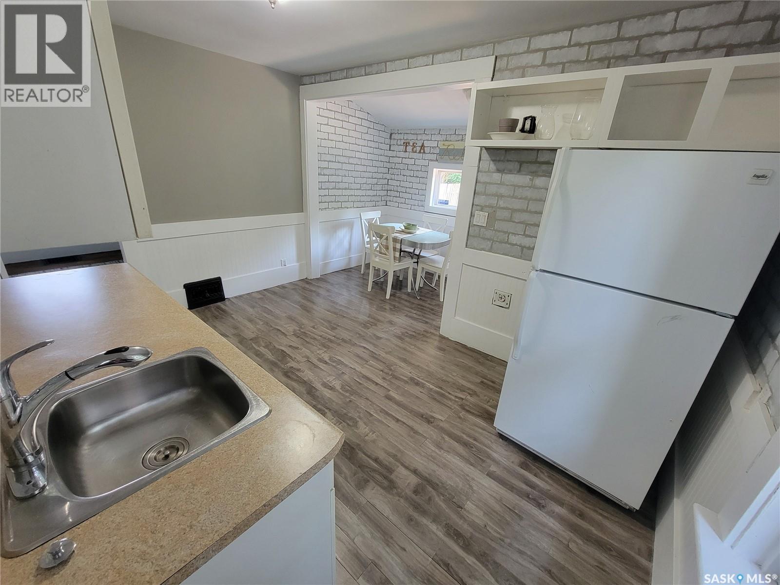 1162 104th Street, North Battleford, Saskatchewan  S9A 1N6 - Photo 8 - SK035152