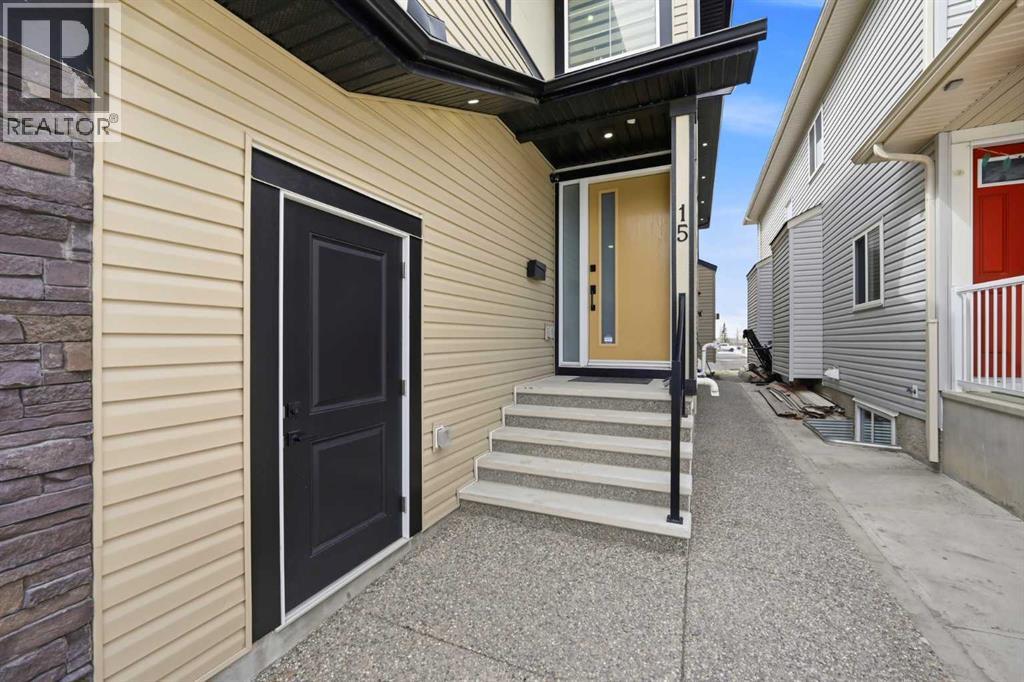 15 Saddlecrest Link Ne, Calgary, Alberta  T3J 0Z3 - Photo 3 - A2307305