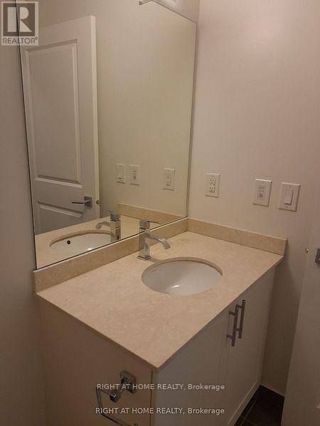 7165 Yonge Street, Markham, Ontario  L3T 0C9 - Photo 10 - N13097520