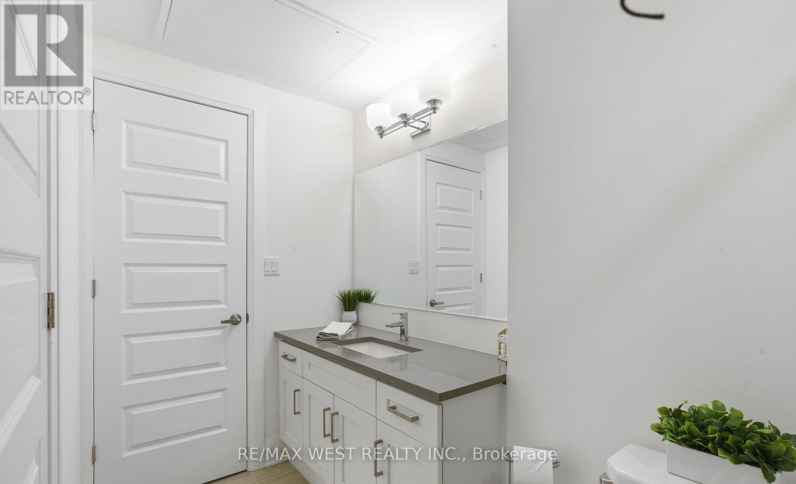 412 - 2 Adam Sellers Street, Markham, Ontario  L6B 1P2 - Photo 11 - N13097600