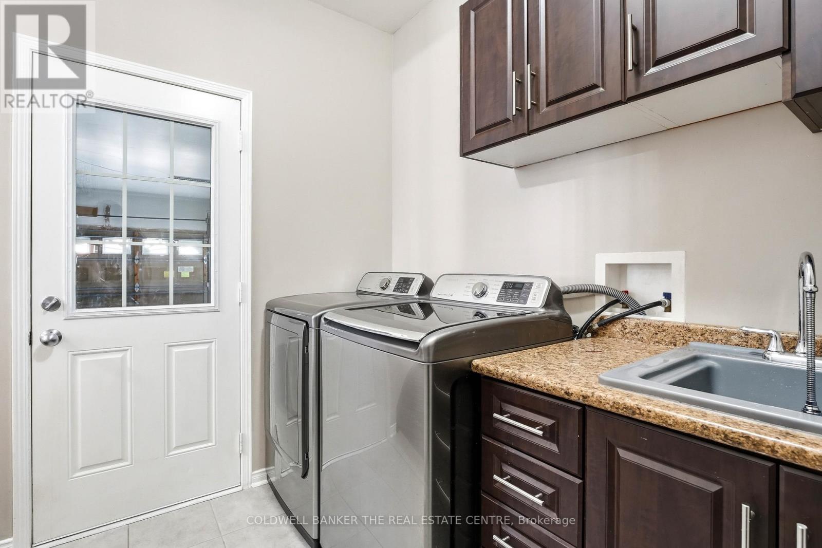 124 Armstrong Crescent, Bradford West Gwillimbury, Ontario  L3Z 0L3 - Photo 13 - N13097778