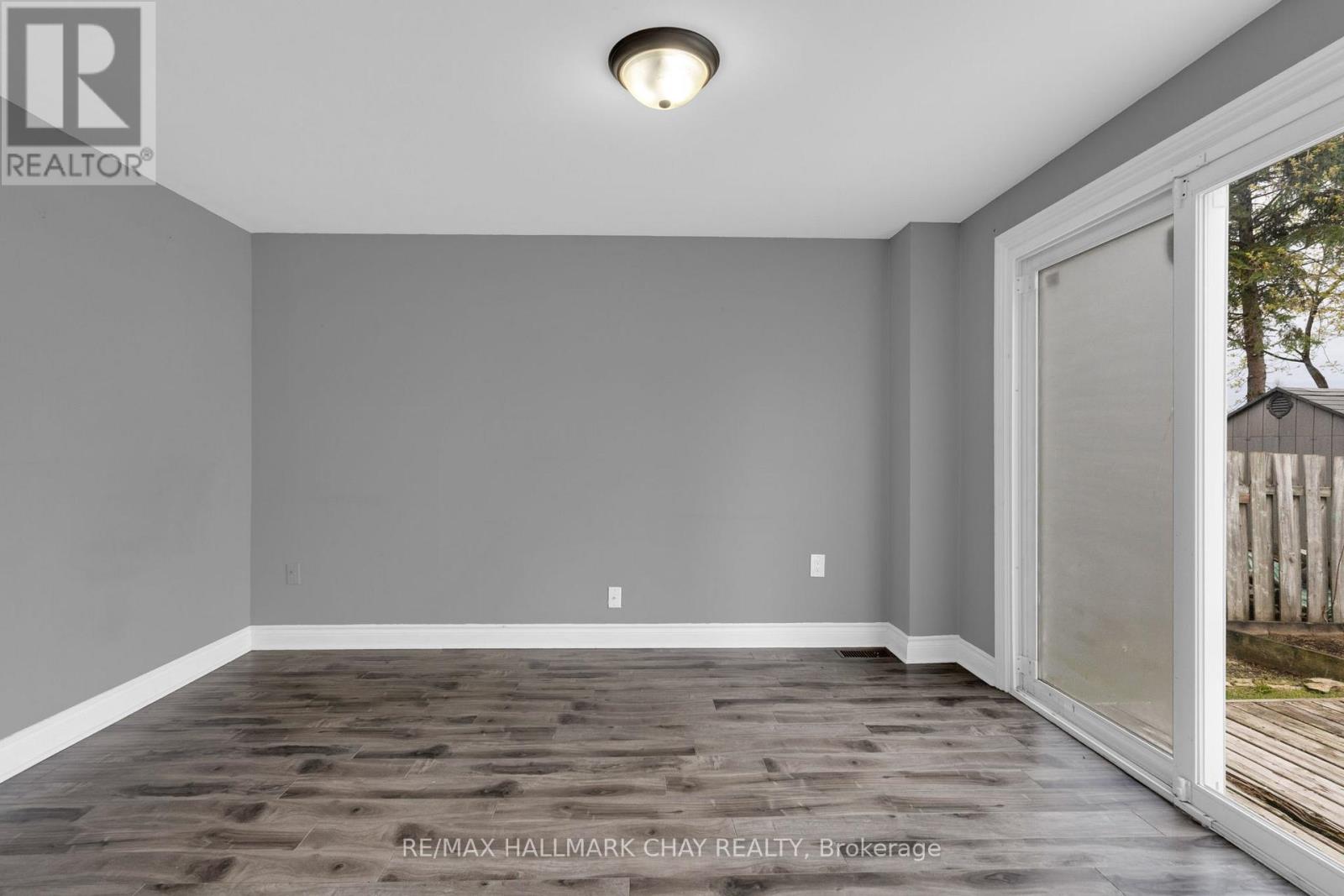 61 Corbett Drive, Barrie, Ontario  L4M 5V6 - Photo 11 - S13097756