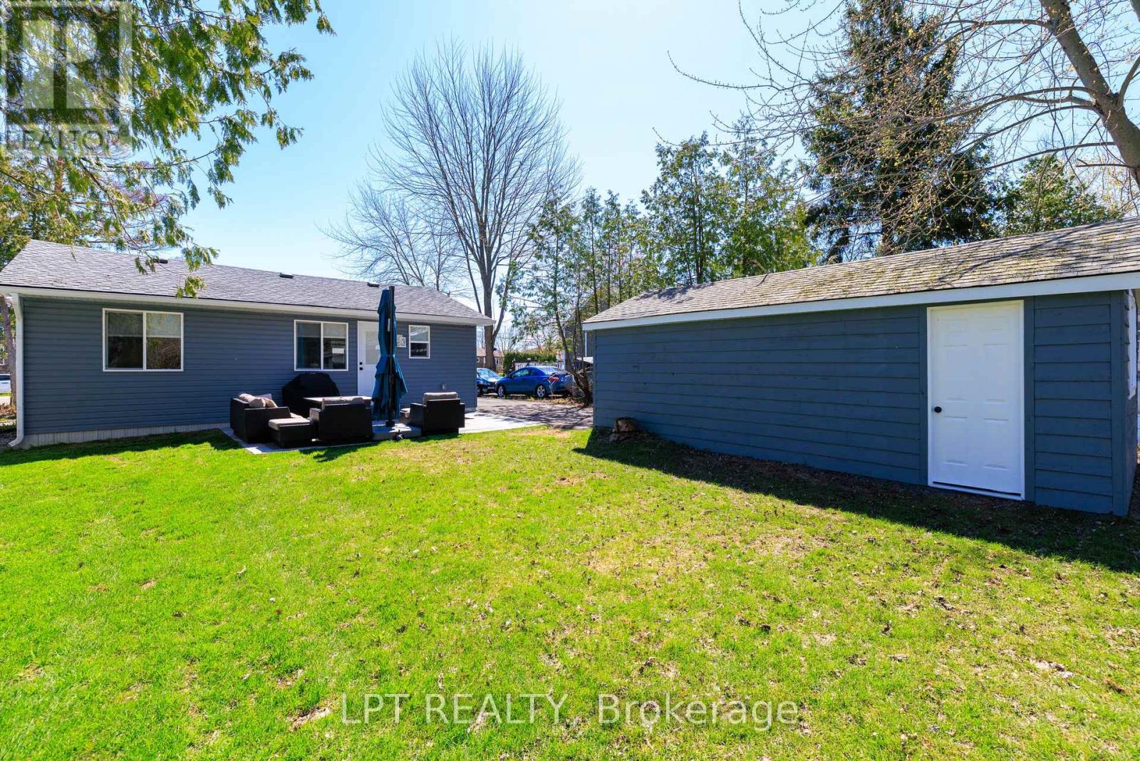 808 Montsell Avenue, Georgina, Ontario  L0E 1S0 - Photo 21 - N12890164