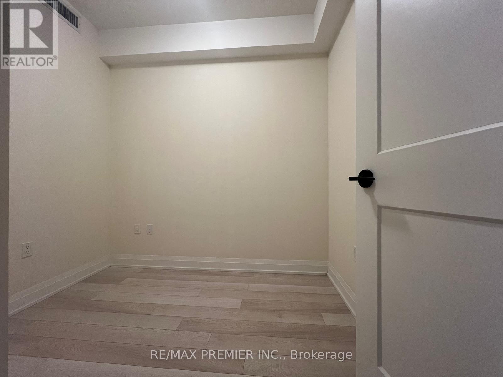 611 - 50 George Butchart Drive, Toronto, Ontario  M3K 0C9 - Photo 17 - W12806200