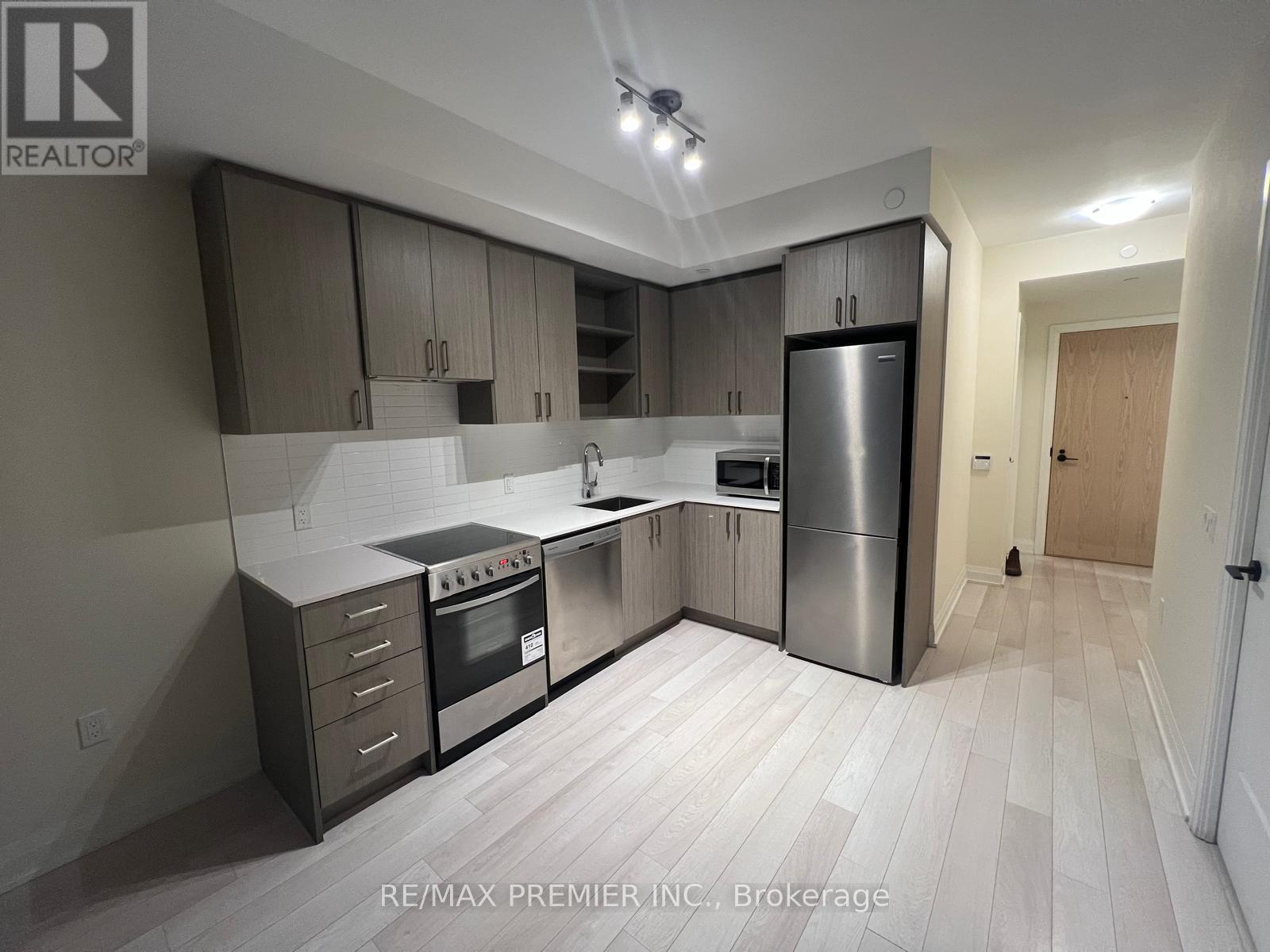 611 - 50 GEORGE BUTCHART DRIVE, Toronto, Ontario