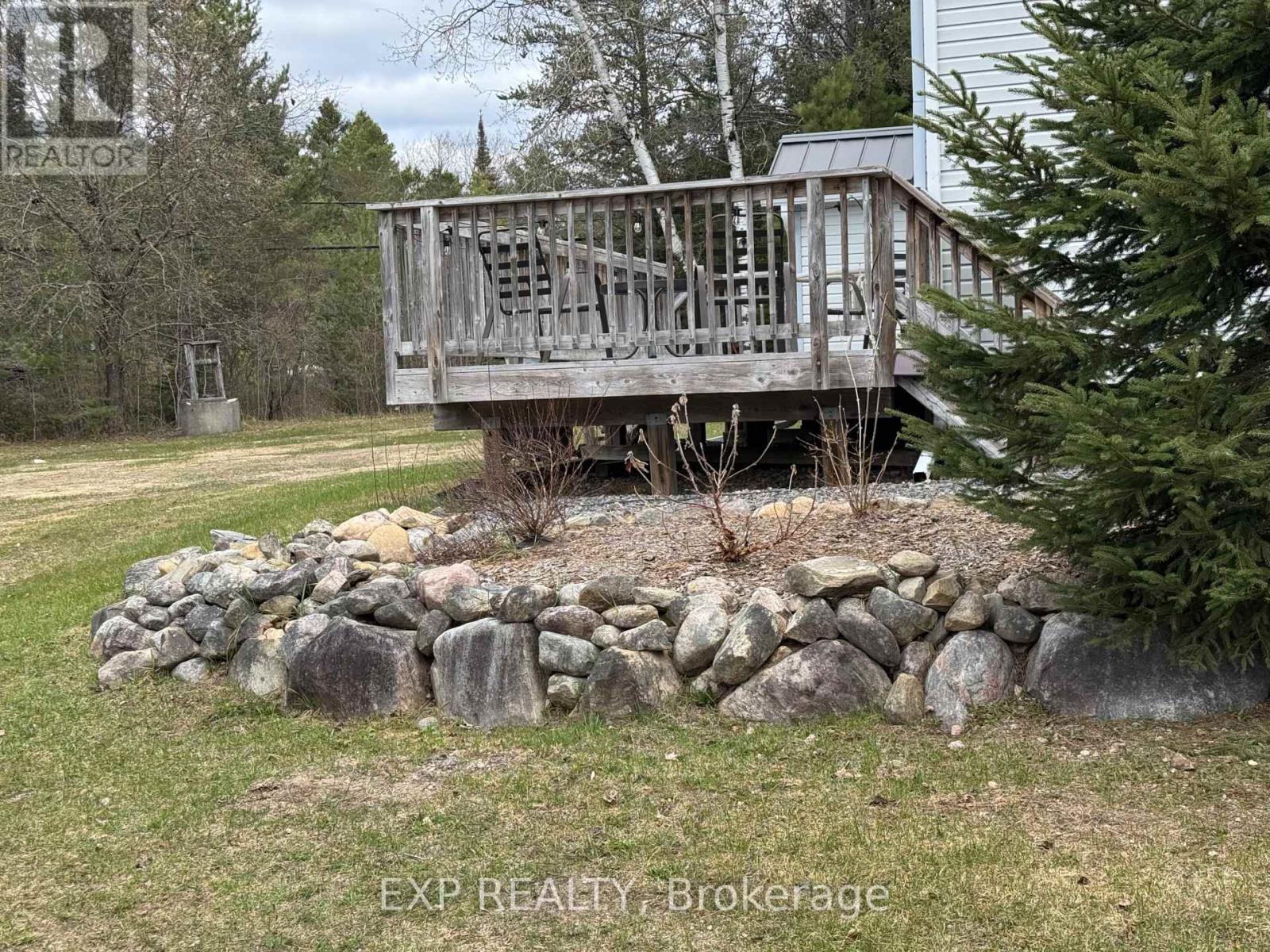 35 Paradise Road, South Algonquin, Ontario  K0J 2M0 - Photo 4 - X12908830