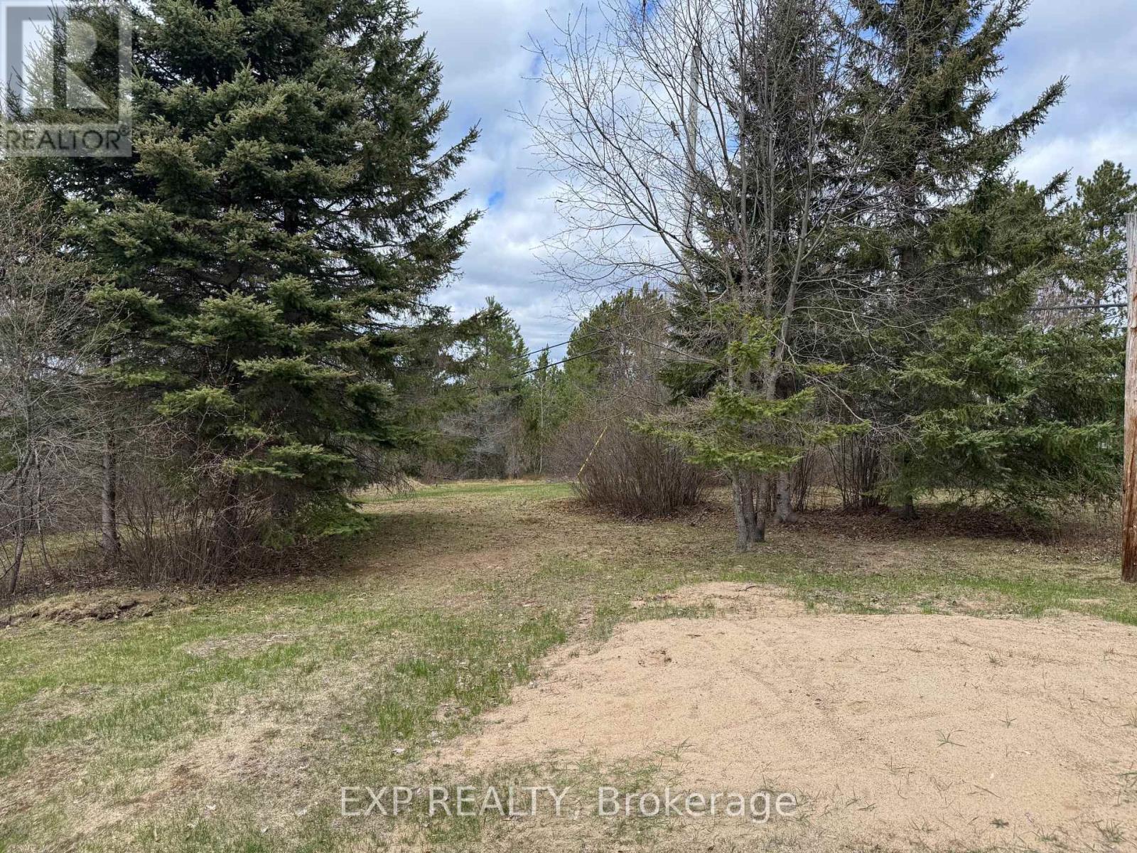 35 Paradise Road, South Algonquin, Ontario  K0J 2M0 - Photo 8 - X12908830