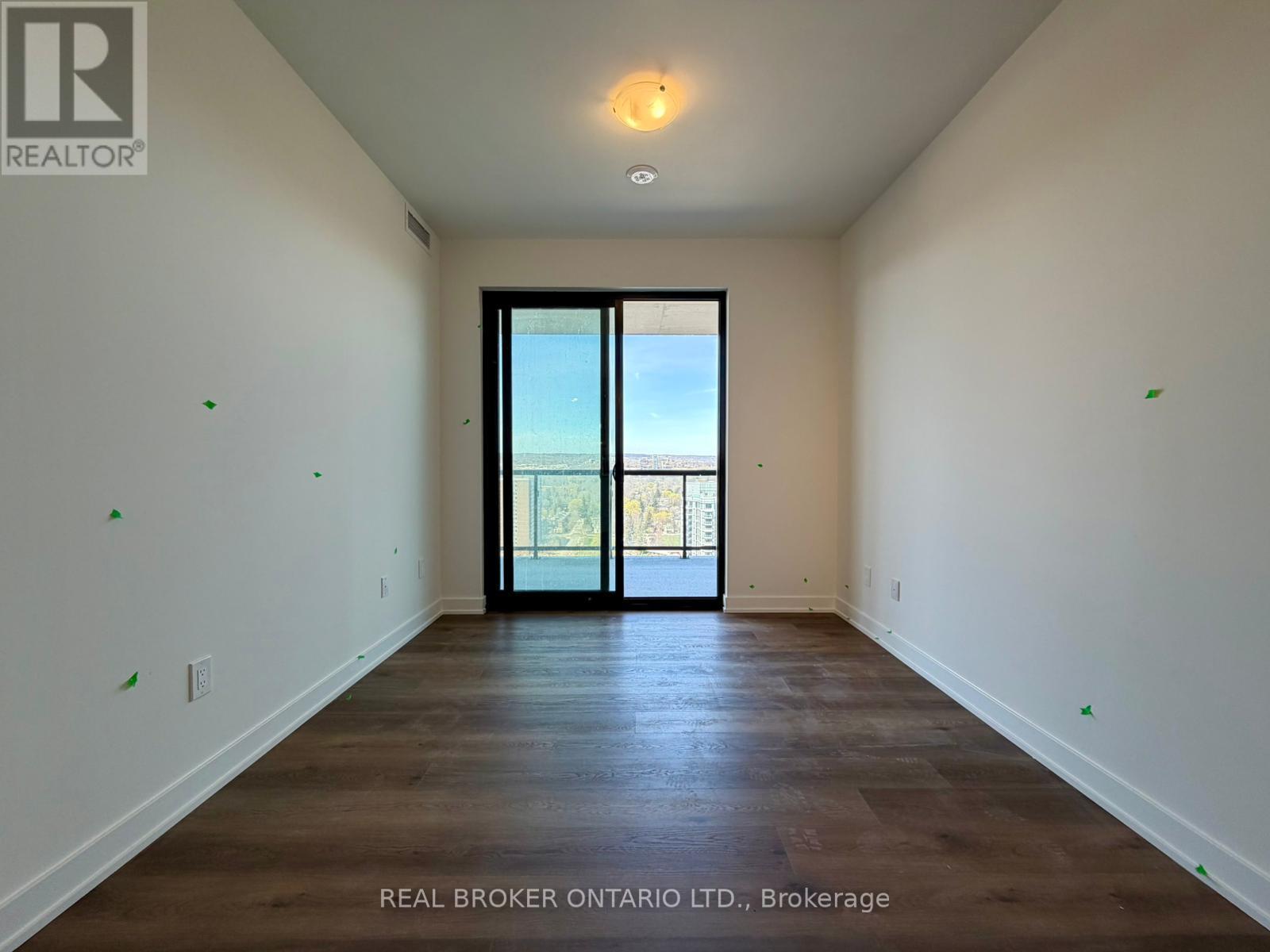 2075 Lakeshore Road, Burlington, Ontario  L7R 0H3 - Photo 12 - W13097486