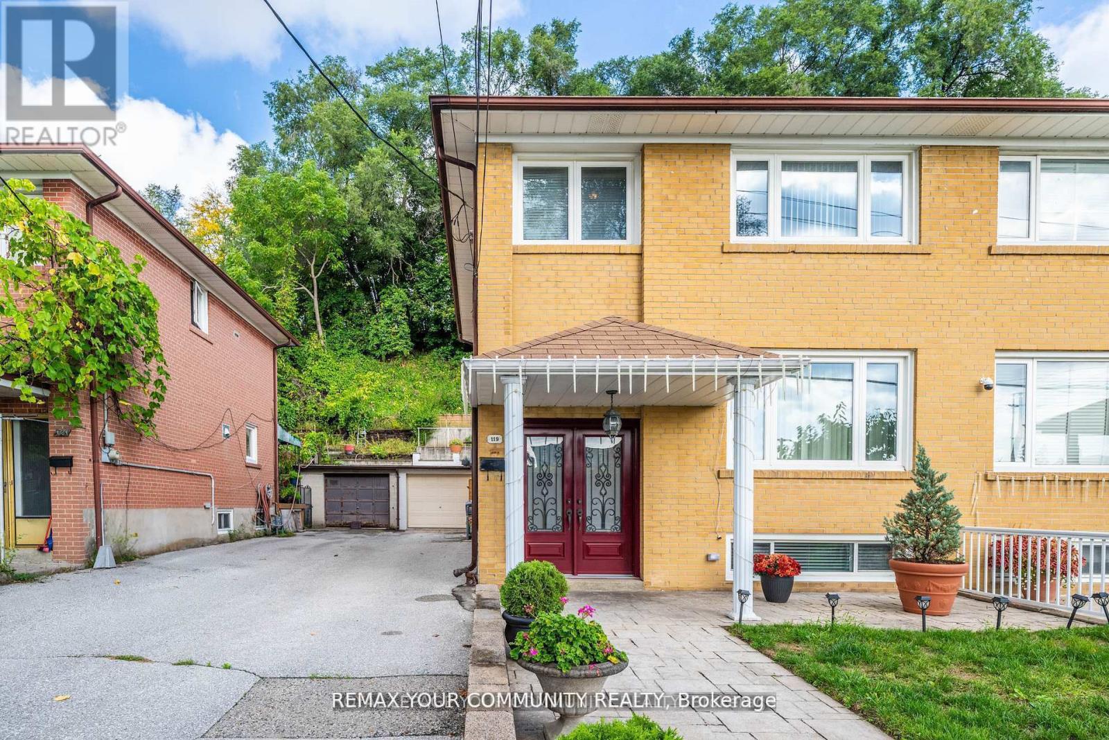 119 DALRYMPLE DRIVE, Toronto, Ontario