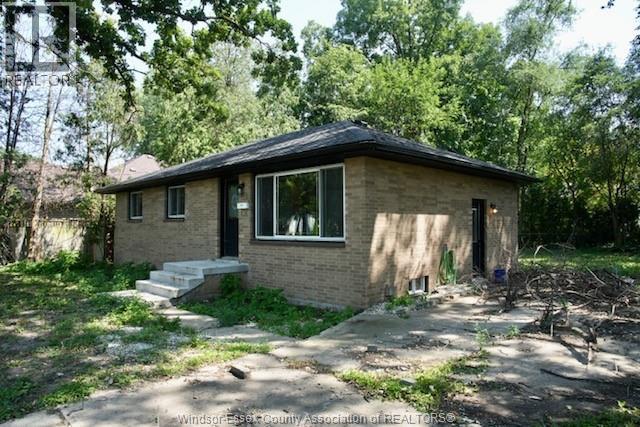 MLS# 26010289: 955 ROSELAND, Windsor, Canada