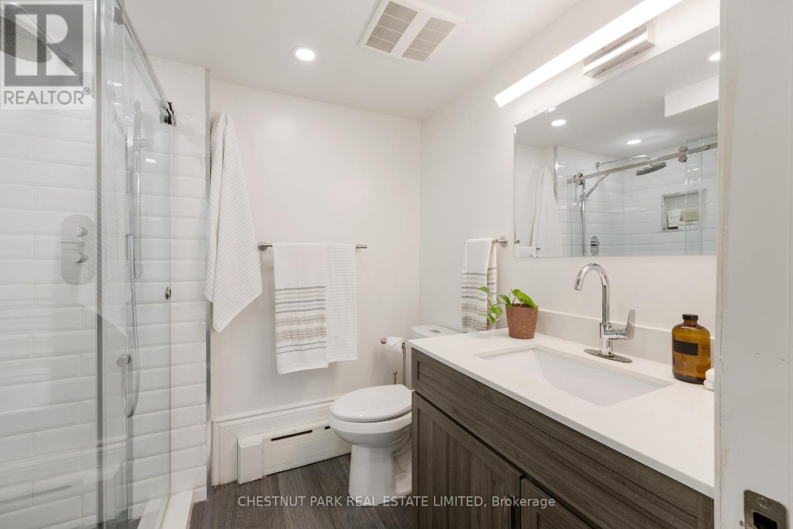179 Glendonwynne Road, Toronto, Ontario  M6P 3E8 - Photo 31 - W13097540