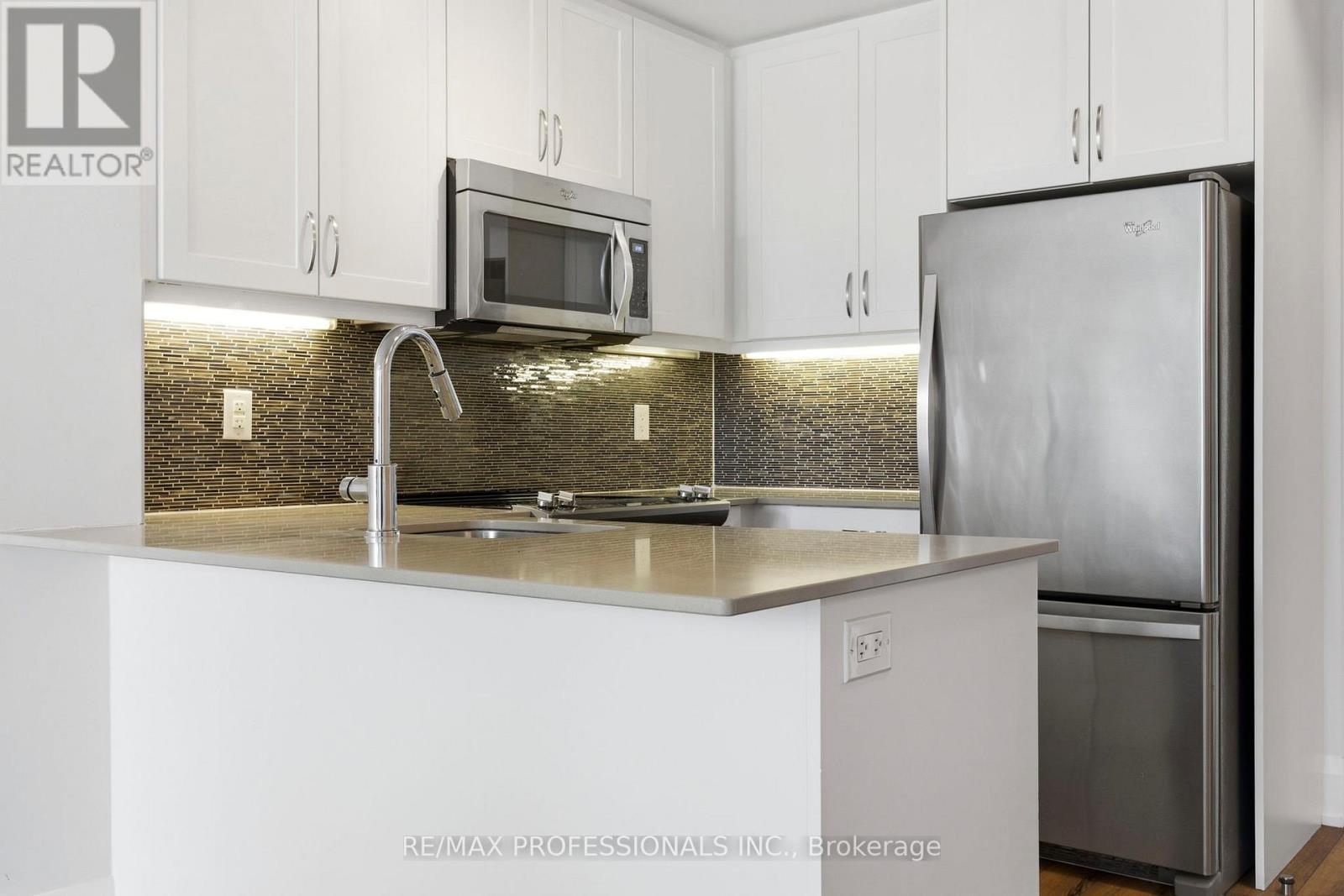612 - 2 Old Mill Drive, Toronto, Ontario  M6S 0A2 - Photo 12 - W13097666