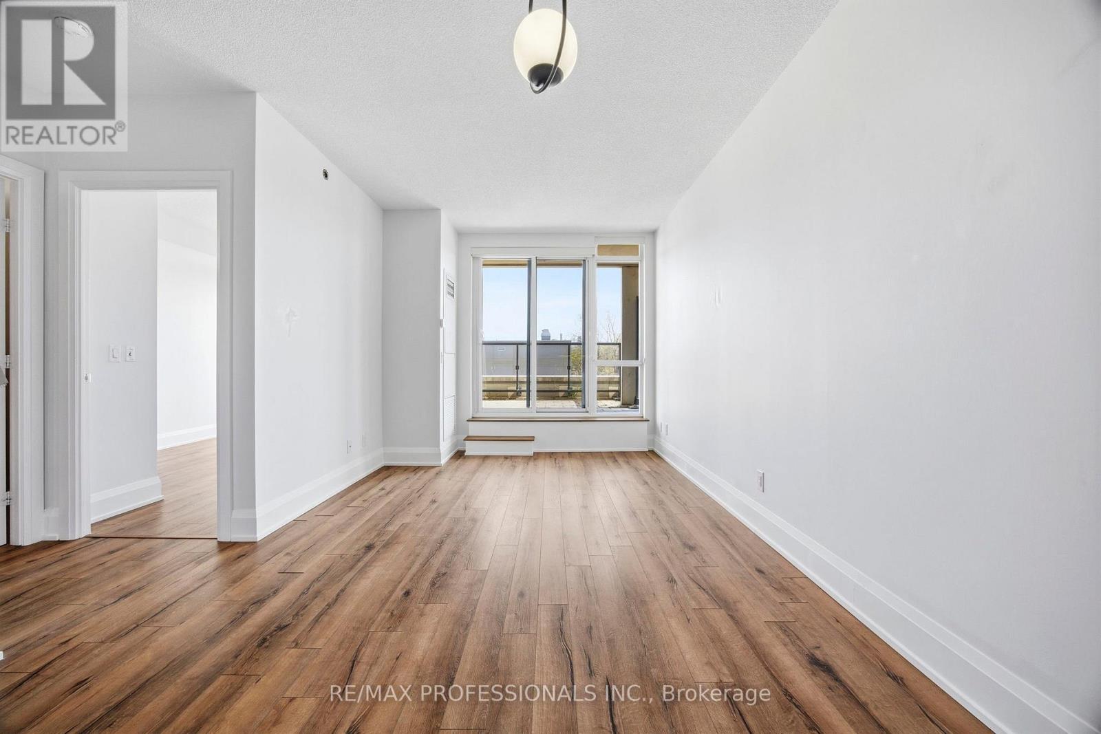 612 - 2 Old Mill Drive, Toronto, Ontario  M6S 0A2 - Photo 18 - W13097666