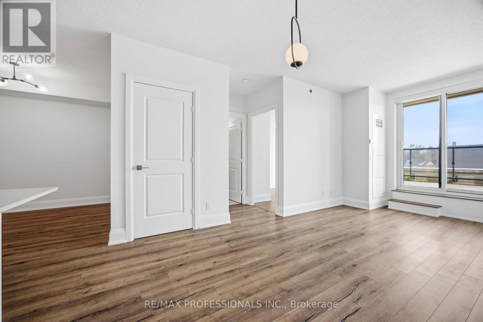 612 - 2 Old Mill Drive, Toronto, Ontario  M6S 0A2 - Photo 19 - W13097666