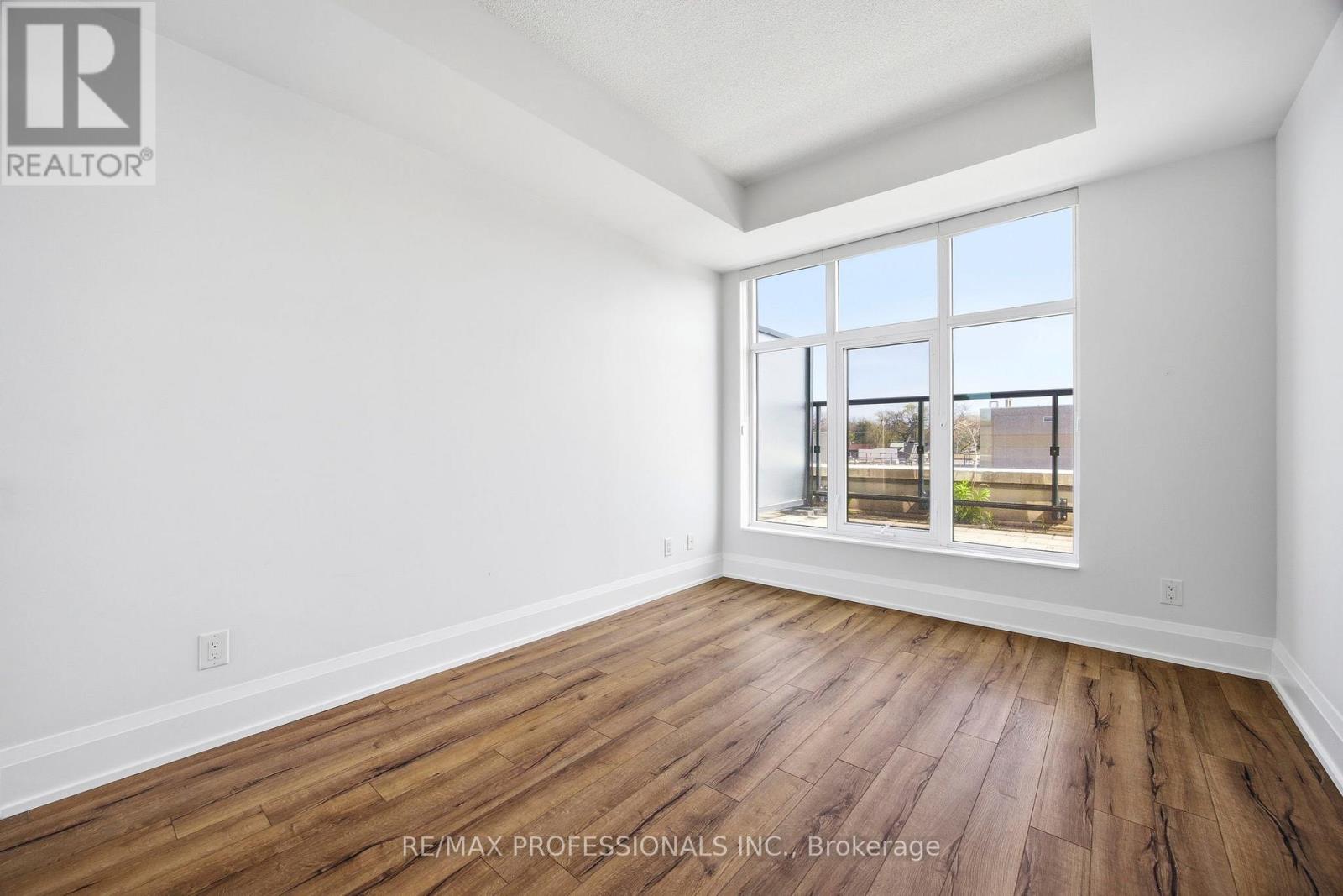 612 - 2 Old Mill Drive, Toronto, Ontario  M6S 0A2 - Photo 25 - W13097666