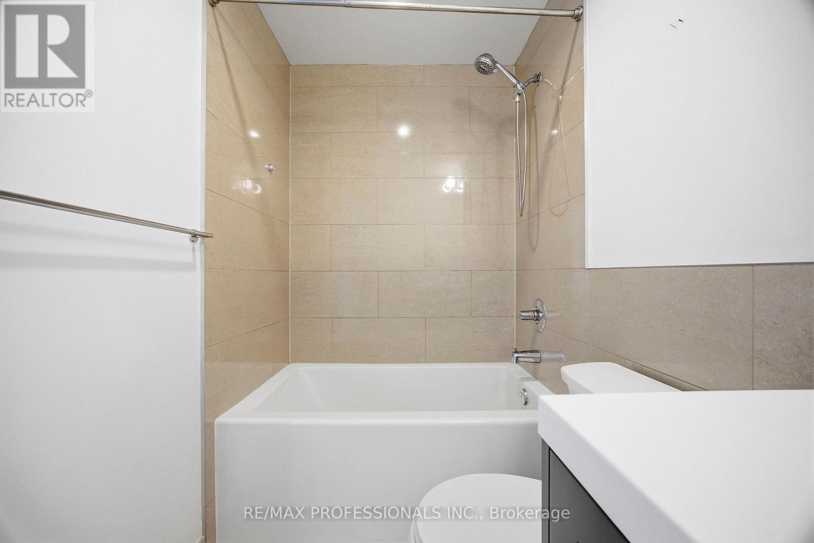 612 - 2 Old Mill Drive, Toronto, Ontario  M6S 0A2 - Photo 29 - W13097666
