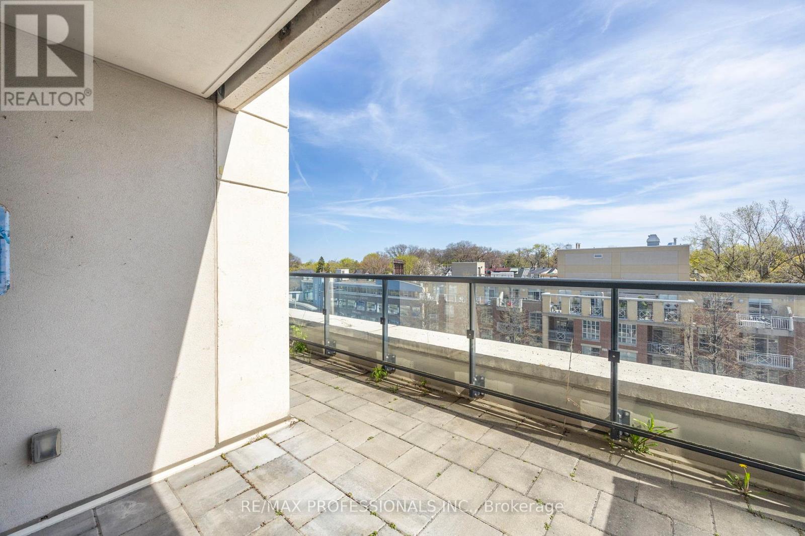612 - 2 Old Mill Drive, Toronto, Ontario  M6S 0A2 - Photo 30 - W13097666