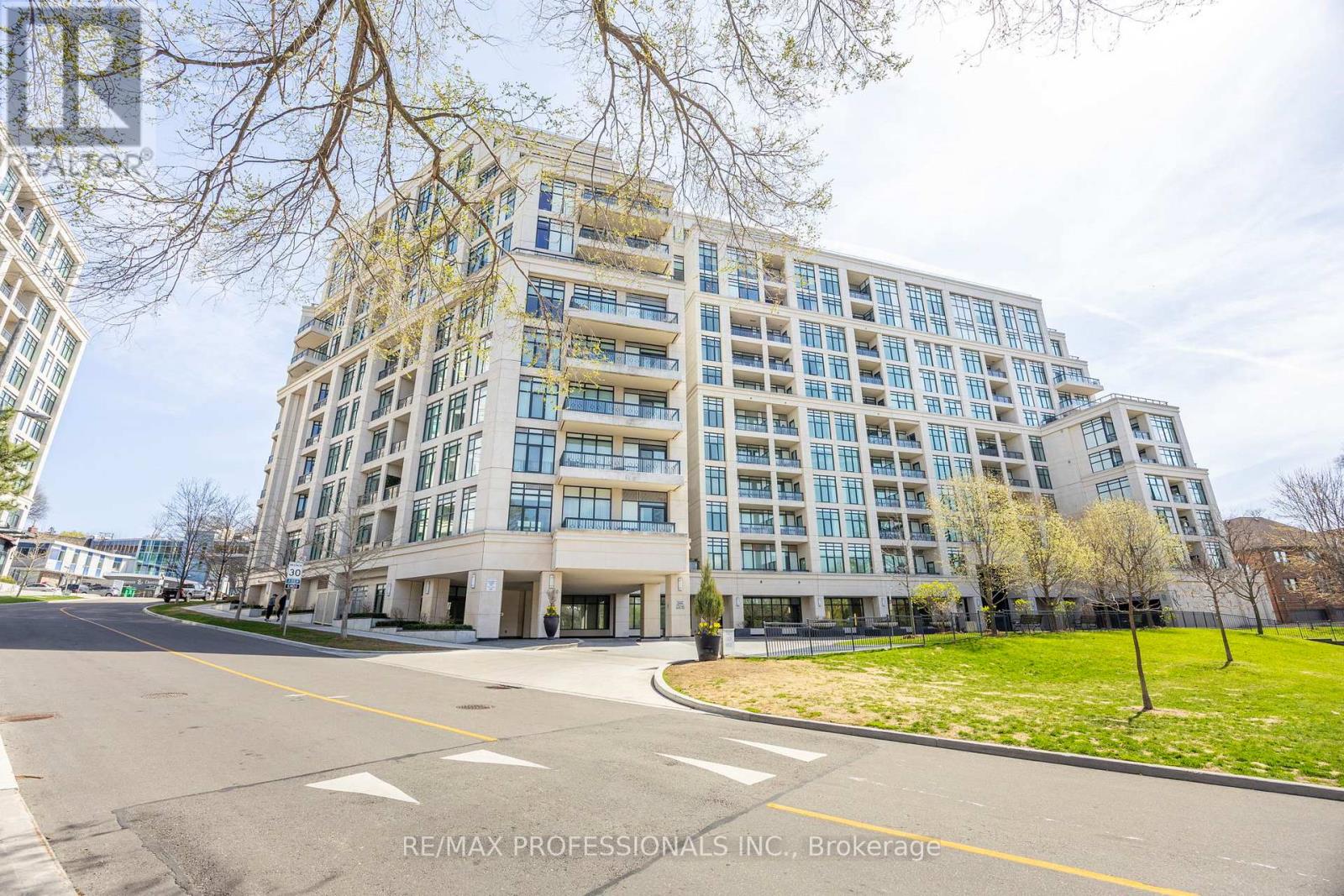 612 - 2 Old Mill Drive, Toronto, Ontario  M6S 0A2 - Photo 35 - W13097666