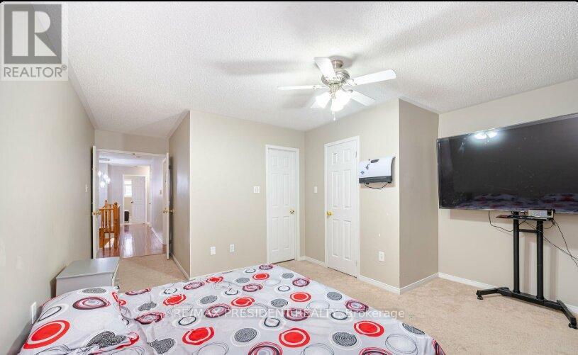 89 Pebblestone Circle, Brampton, Ontario  L6X 4M8 - Photo 10 - W13097694