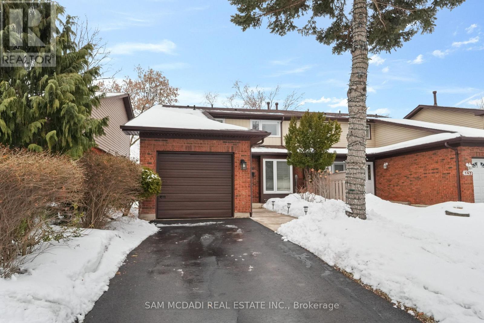 4235 Pheasant Run, Mississauga, Ontario  L5L 2B8 - Photo 2 - W13097714