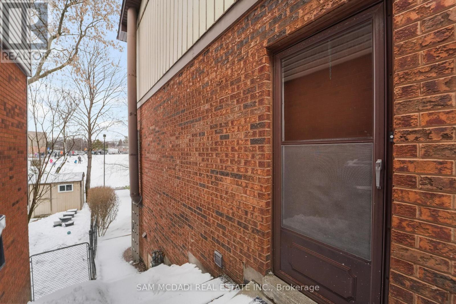 4235 Pheasant Run, Mississauga, Ontario  L5L 2B8 - Photo 3 - W13097714