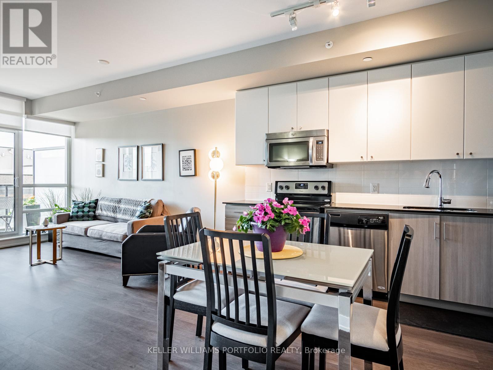 405 - 8 Fieldway Road, Toronto, Ontario  M8Z 0C3 - Photo 5 - W13097718