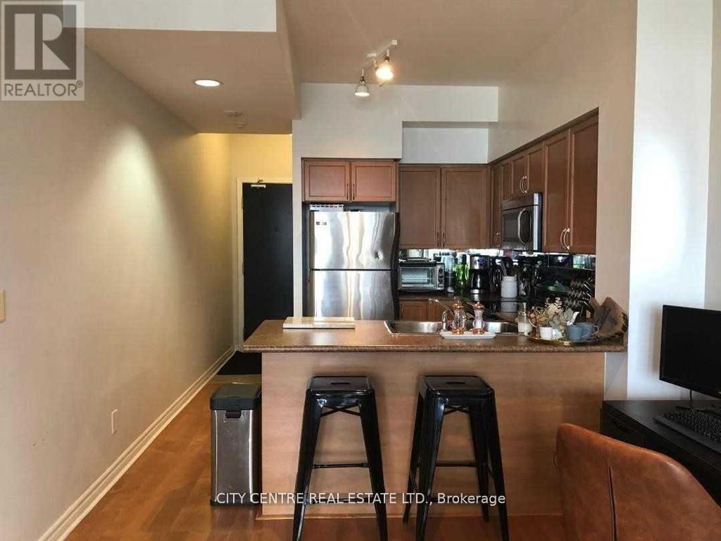 1907 - 388 Prince Of Wales Drive, Mississauga, Ontario  L5B 0A1 - Photo 4 - W13097740