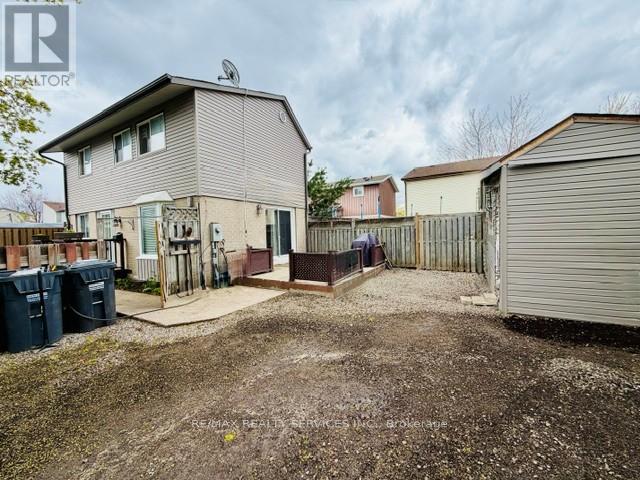 14 Grantbrook Court, Brampton, Ontario  L6S 2K8 - Photo 6 - W13097796