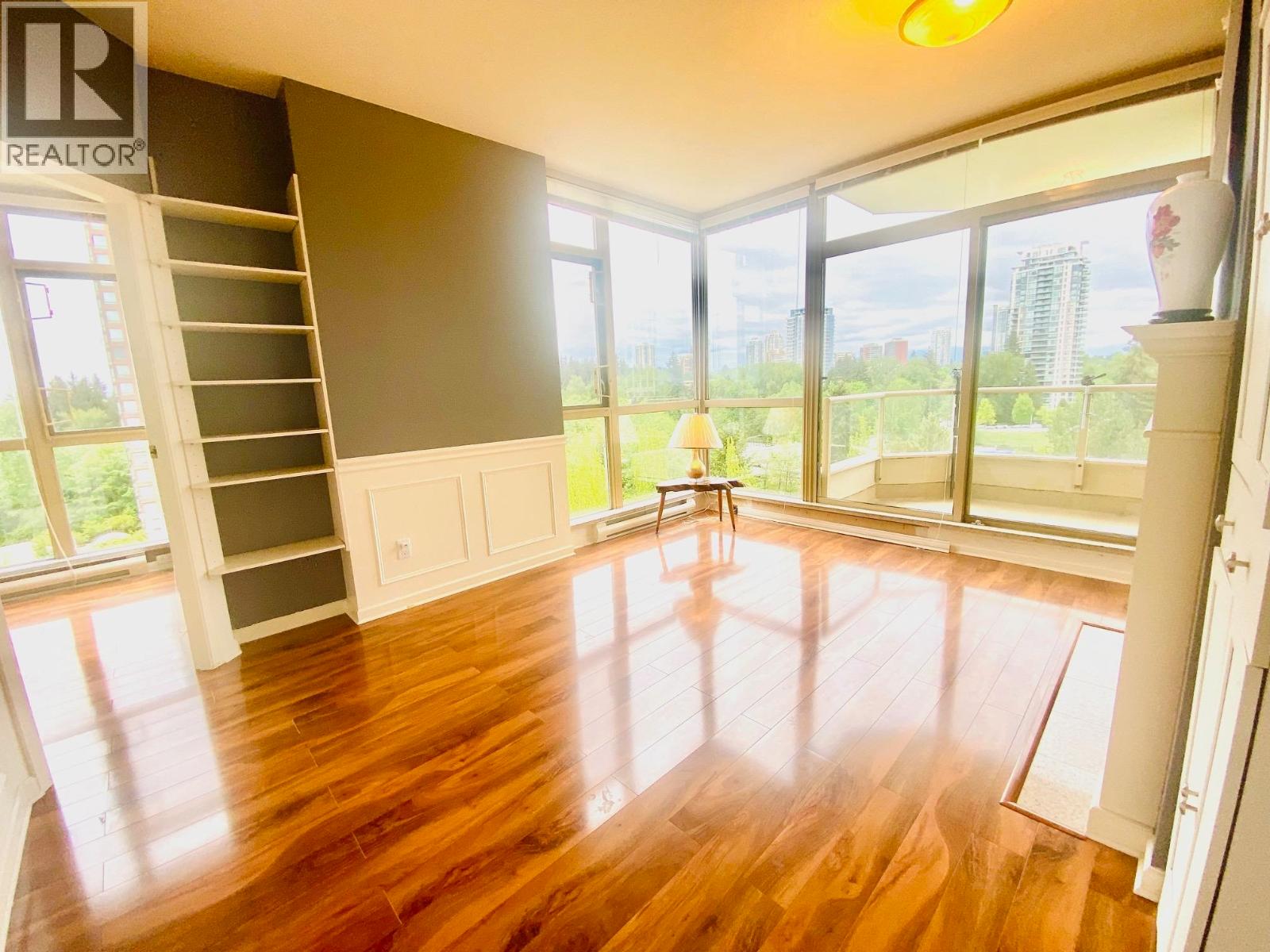 1003 6838 Station Hill Drive, Burnaby, British Columbia  V3N 5A4 - Photo 3 - R3120621
