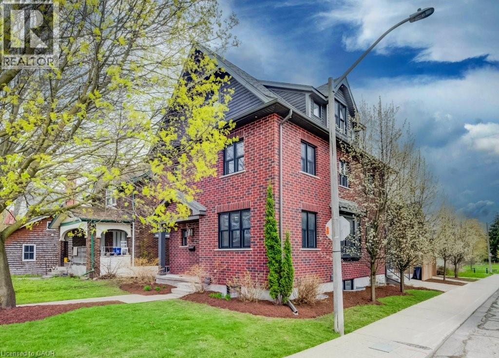 91 ALBERT Street, Waterloo, Ontario