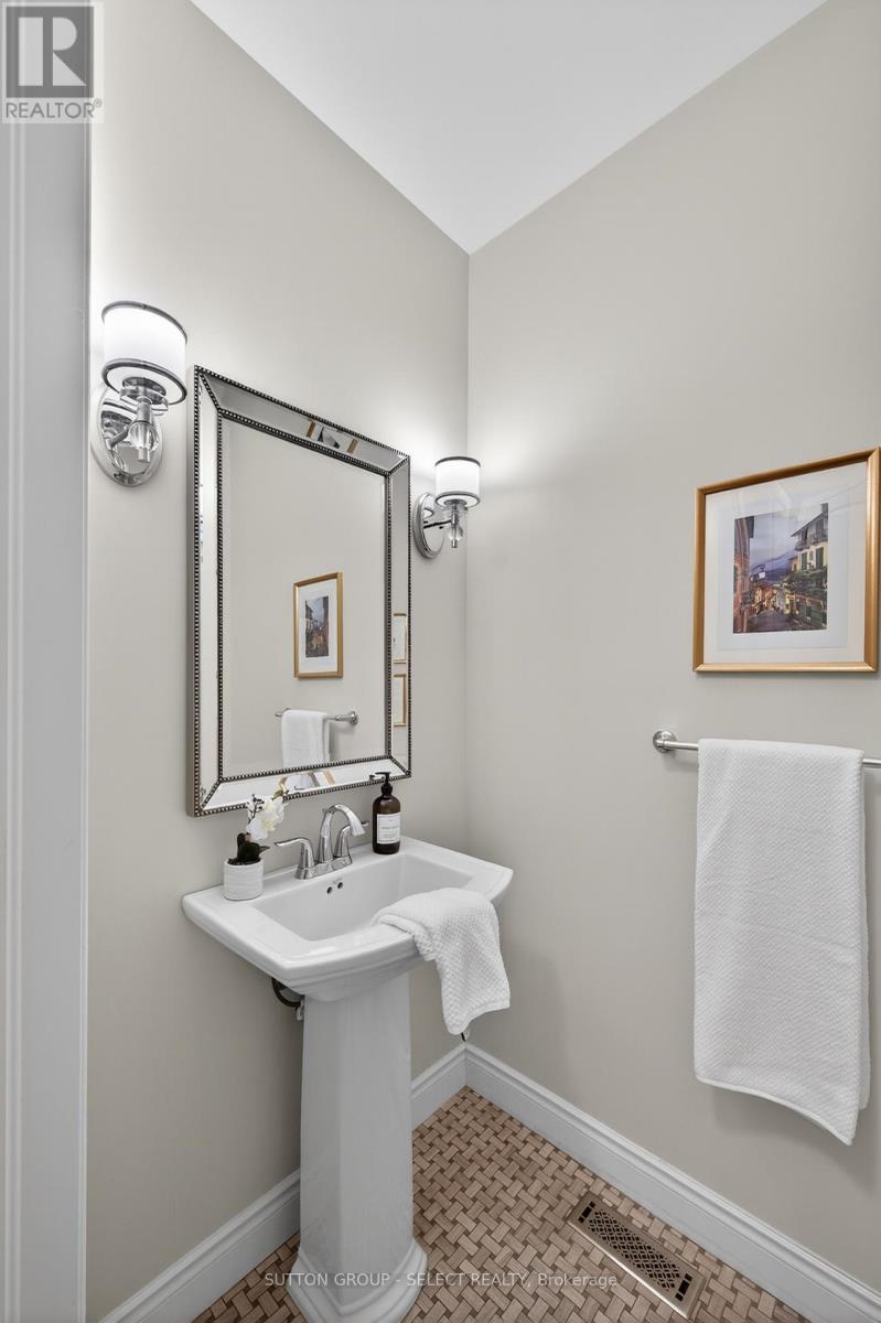 267 Bradwell Chase, London North, Ontario  N6G 5L8 - Photo 19 - X13097856