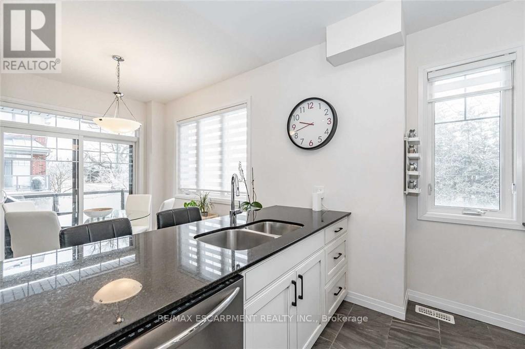 10 Showers Lane, Hamilton, Ontario  L9G 0H2 - Photo 10 - X13097474