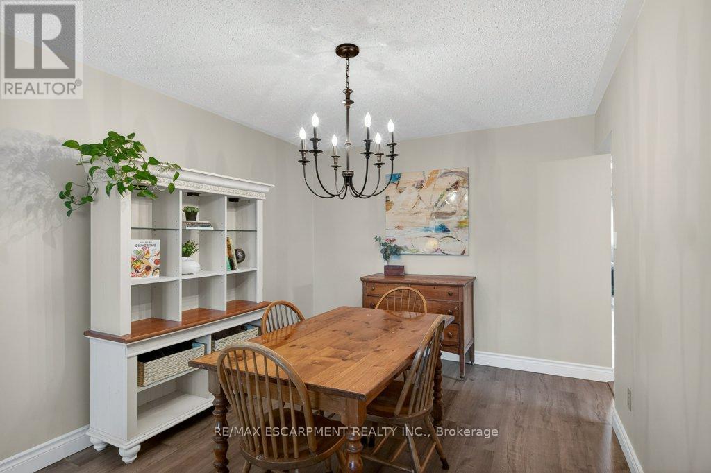 56 Brookstream Court, Hamilton, Ontario  L8K 6J2 - Photo 10 - X13097522