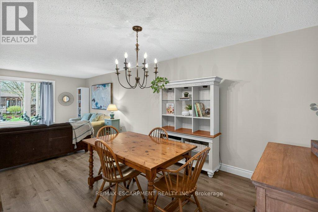 56 Brookstream Court, Hamilton, Ontario  L8K 6J2 - Photo 12 - X13097522