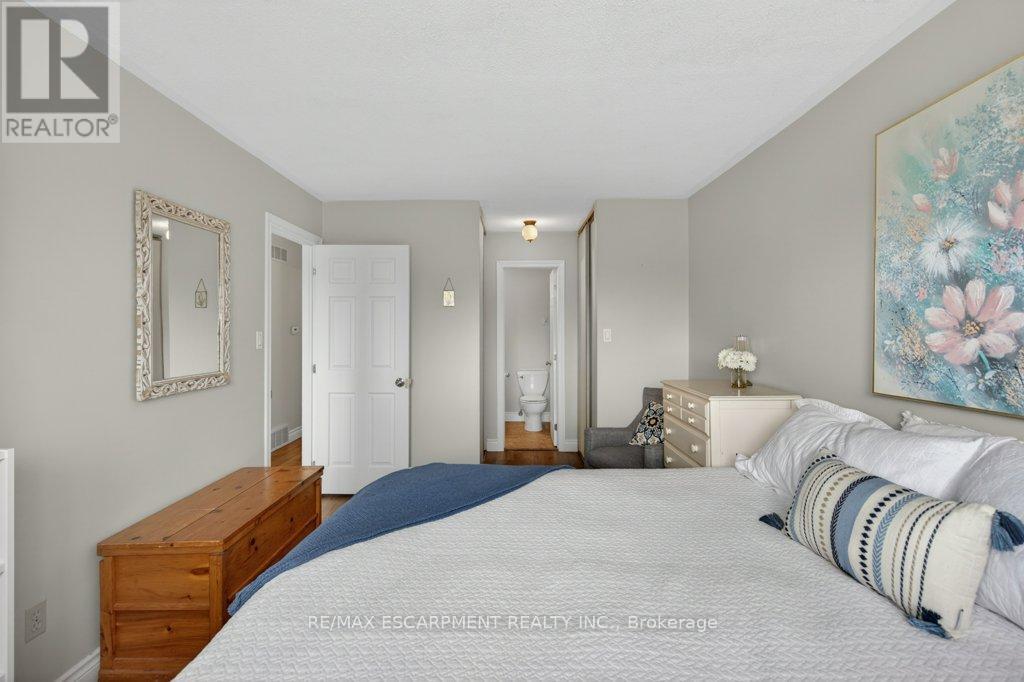 56 Brookstream Court, Hamilton, Ontario  L8K 6J2 - Photo 21 - X13097522