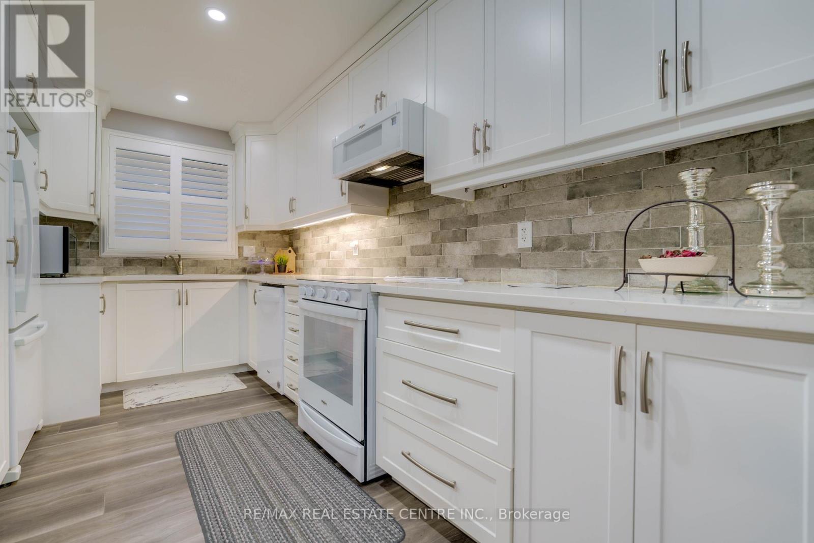 683 Seventh Avenue S, Hamilton, Ontario  L8V 1Z1 - Photo 12 - X13097588